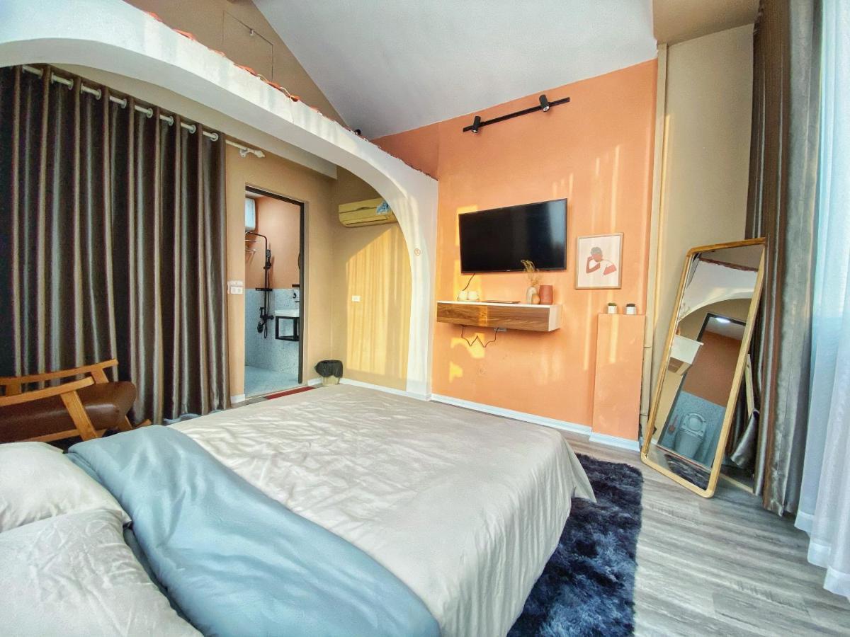 Aimee House - Dinh Liet Appartement Hanoi Buitenkant foto